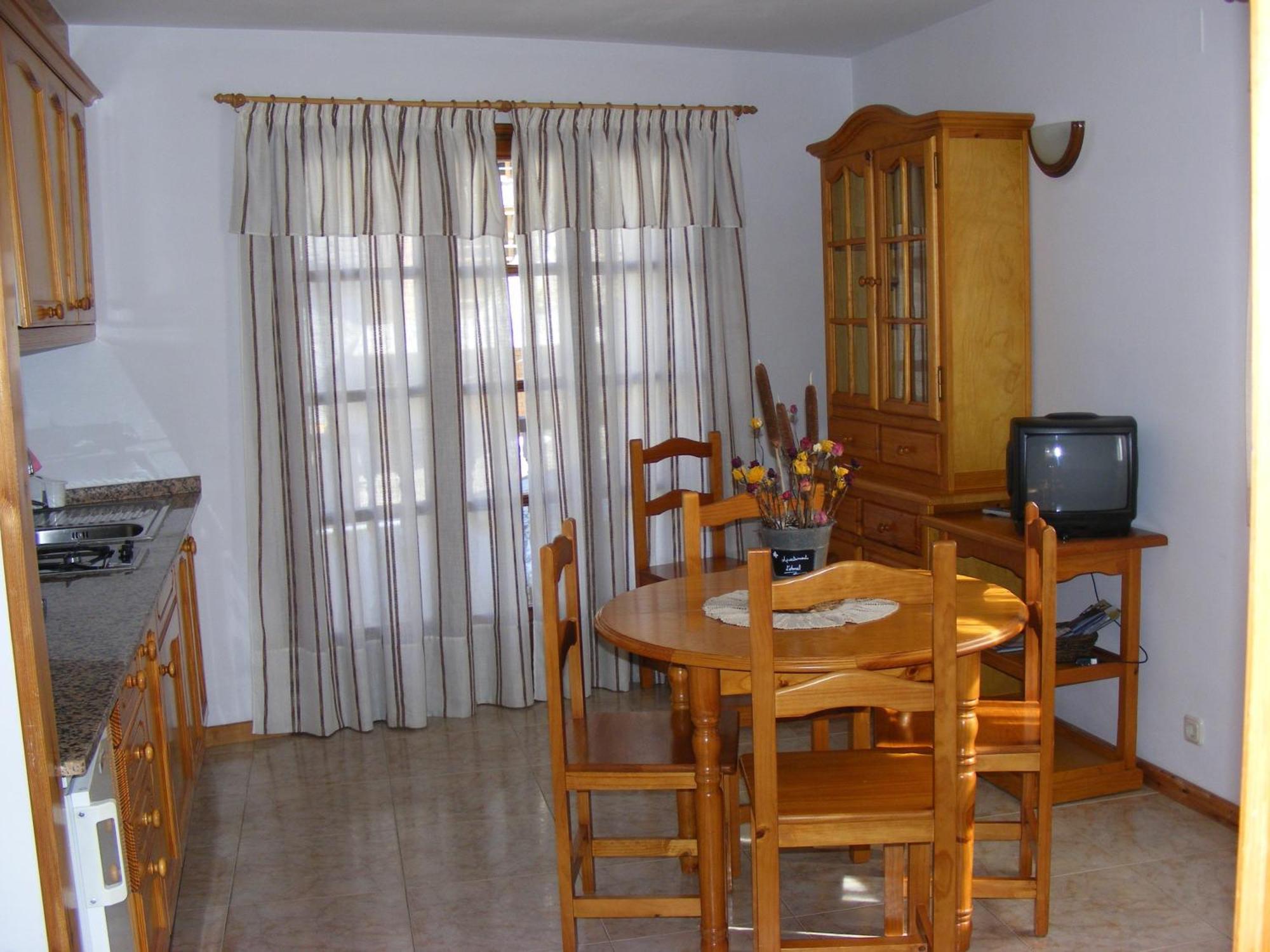 Apartaments L'Arrel Espot Esterno foto