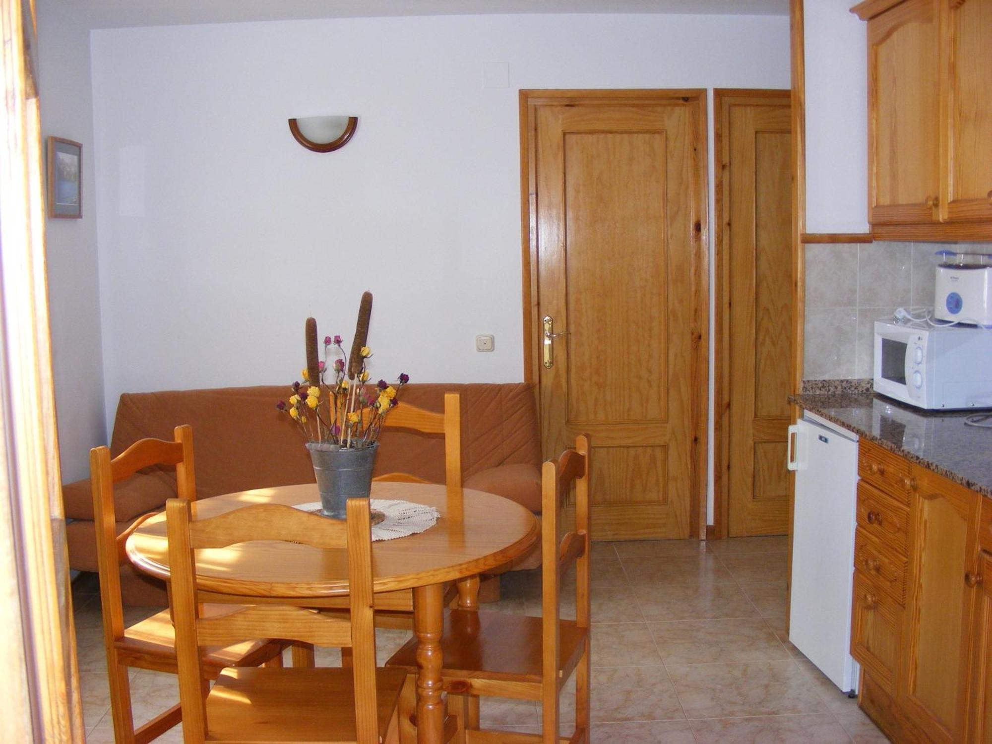 Apartaments L'Arrel Espot Esterno foto